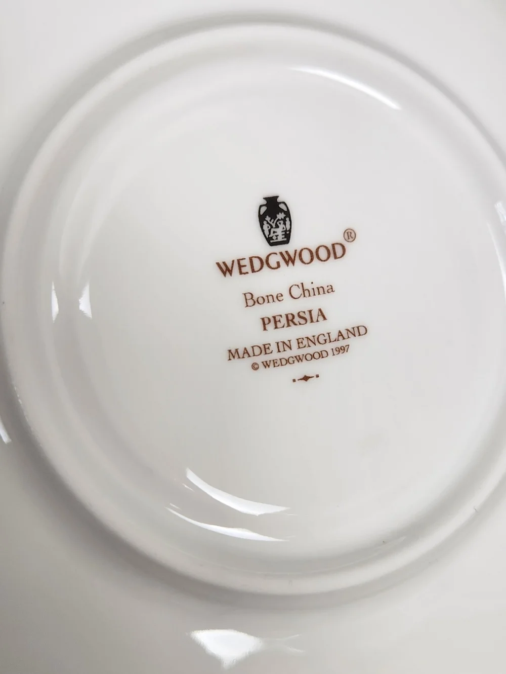 Vintage Wedgwood England Persia Pattern Fine China 7 Piece Saucer Plate set.